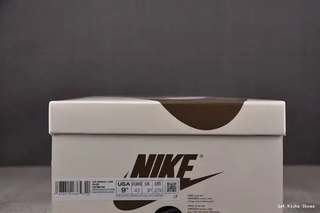 1st Kicks Low Brown Jordan 1 OG Velvet Travis Scott DM7866-202 Air x 0626